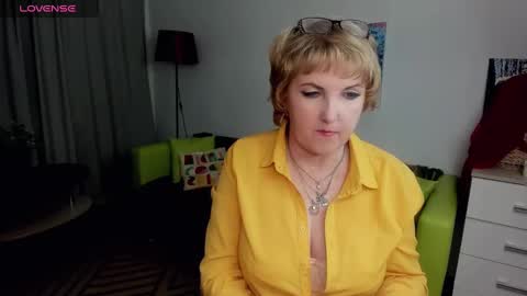 Snapshot of mature_blonde7 chatting on 01/24/25, 09:47 Lana online show from 01/24/25, 09:47