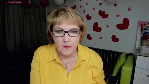 Snapshot of mature_blonde7 chatting on 02/07/25, 03:52 Lana online show from 02/07/25, 03:52
