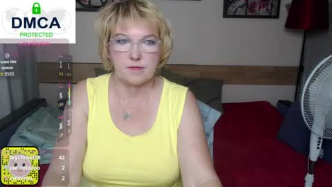 Snapshot of mature_blonde7 chatting on 06/16/26, 05:21 Lana online show from 06/16/26, 05:21