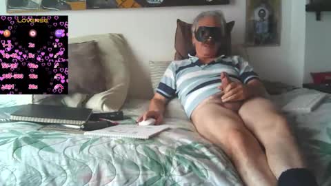 Snapshot of mature_couple_wild_2 chatting on 12/05/25, 03:09 DominikFrank online show from 12/05/25, 03:09