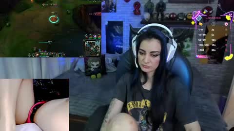Snapshot of mature_gamer chatting on 05/16/26, 03:00 Nath online show from 05/16/26, 03:00