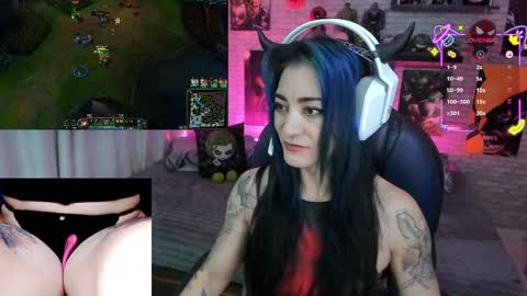 Snapshot of mature_gamer chatting on 05/23/26, 02:43 Nath online show from 05/23/26, 02:43