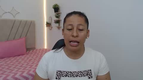 Martina online show from 04/22/26, 08:21