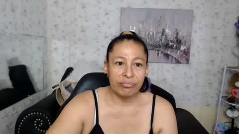 Snapshot of mature_martina_ chatting on 07/06/26, 09:28 Martina online show from 07/06/26, 09:28