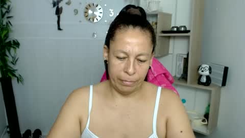 Snapshot of mature_martina_ chatting on 07/09/26, 09:57 Martina online show from 07/09/26, 09:57