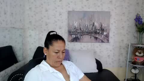 Snapshot of mature_martina_ chatting on 07/13/26, 09:50 Martina online show from 07/13/26, 09:50