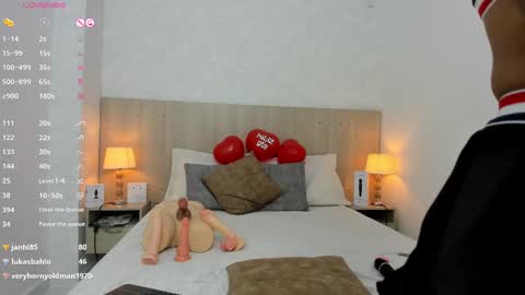 Vayolet Castro online show from 02/18/25, 01:43