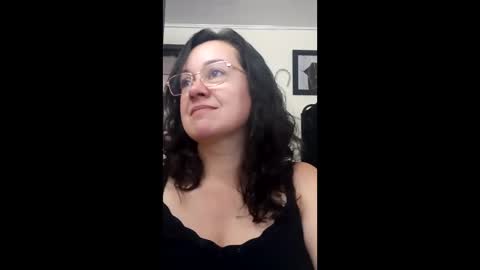 Sonia online show from 12/16/25, 03:17