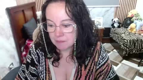 Sonia online show from 04/21/26, 04:45