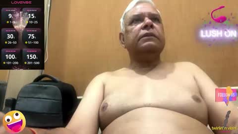 Snapshot of maturedman_44 chatting on 02/04/26, 12:05 DEV online show from 02/04/26, 12:05