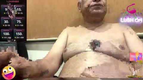 Snapshot of maturedman_44 chatting on 02/23/26, 12:09 DEV online show from 02/23/26, 12:09