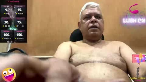 Snapshot of maturedman_44 chatting on 03/08/26, 01:25 DEV online show from 03/08/26, 01:25