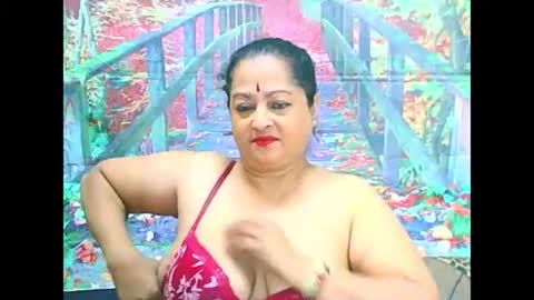 Snapshot of matureindian4u65 chatting on 09/10/25, 12:05 matureindian4u65 online show from 09/10/25, 12:05