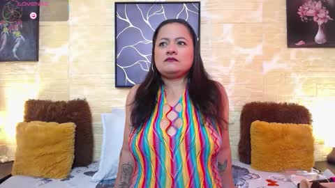 Snapshot of maturejane02 chatting on 10/12/25, 02:43 Jane online show from 10/12/25, 02:43