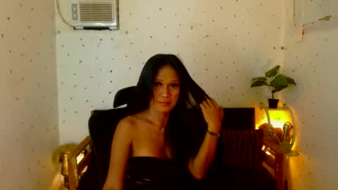 maturity_mommy_intown online show from 10/12/25, 09:30