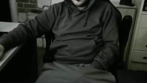 Mattias online show from 12/11/24, 01:37