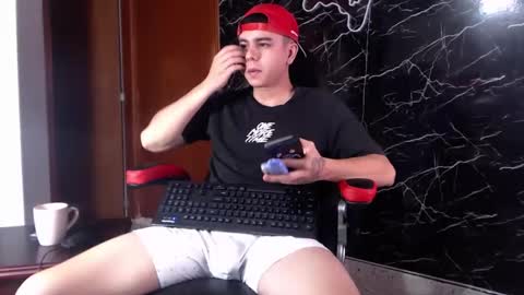 Matias online show from 02/01/25, 10:15