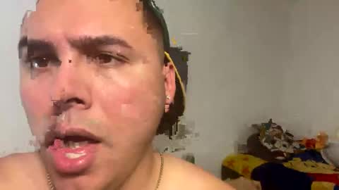 Snapshot of mauricio760p chatting on 10/24/25, 03:14 mauricio760p online show from 10/24/25, 03:14