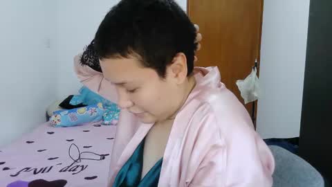 mauroluxandra online show from 01/09/26, 08:43