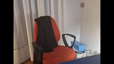 Snapshot of maury311278 chatting on 12/13/25, 10:04 Marcellobausola s k i -p e online show from 12/13/25, 10:04