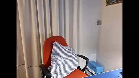 Snapshot of maury311278 chatting on 12/14/25, 10:14 Marcellobausola s k i -p e online show from 12/14/25, 10:14