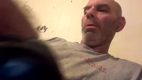 Snapshot of maverick7000 chatting on 12/24/24, 06:44 maverick7000 online show from 12/24/24, 06:44