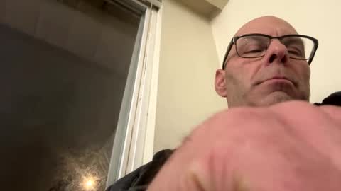 Snapshot of maverick7000 chatting on 01/05/25, 02:27 maverick7000 online show from 01/05/25, 02:27