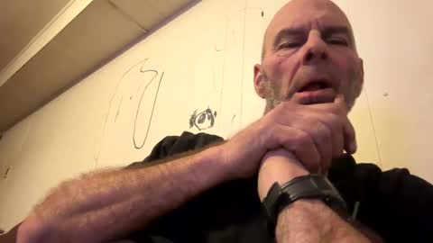 Snapshot of maverick7000 chatting on 01/28/25, 01:08 maverick7000 online show from 01/28/25, 01:08