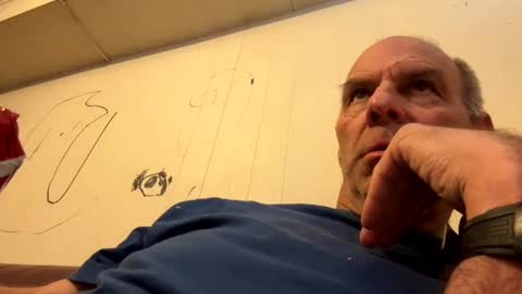 Snapshot of maverick7000 chatting on 03/09/25, 10:08 maverick7000 online show from 03/09/25, 10:08