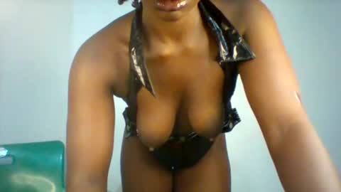 Maverlous pussy online show from 02/19/26, 01:45