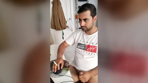 Snapshot of mavico21 chatting on 06/19/26, 01:48 mavico21 online show from 06/19/26, 01:48