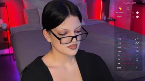 Mavis online show from 12/15/25, 09:52