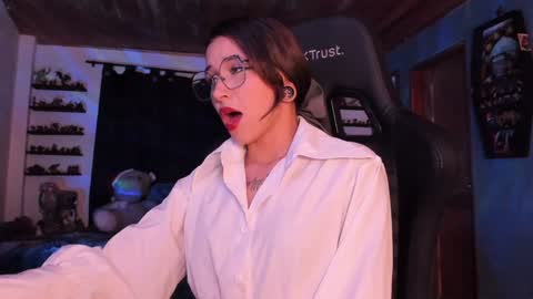 Hilary online show from 12/13/24, 11:39