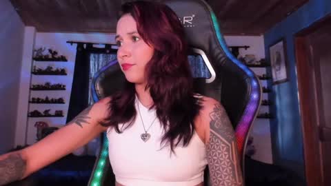 Hilary online show from 01/15/25, 10:57