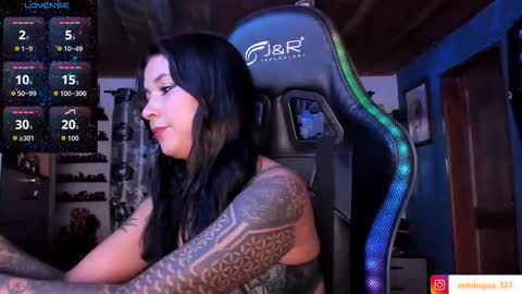 Hilary online show from 11/26/25, 10:33