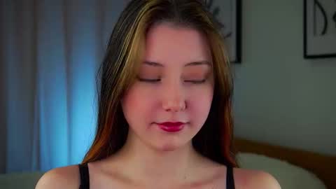 Eva online show from 11/14/25, 02:43