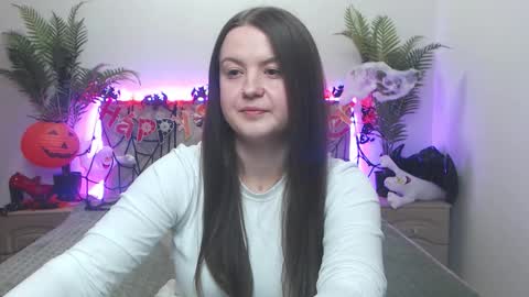 Snapshot of mavkacute chatting on 10/22/25, 07:35 MavkaCute online show from 10/22/25, 07:35