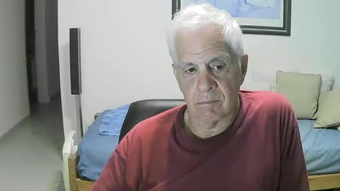 Snapshot of max_2017 chatting on 01/07/26, 02:03 max_2017 online show from 01/07/26, 02:03