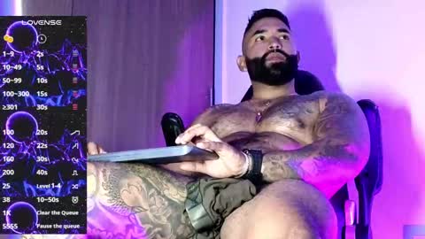 max__prada online show from 10/07/25, 02:20