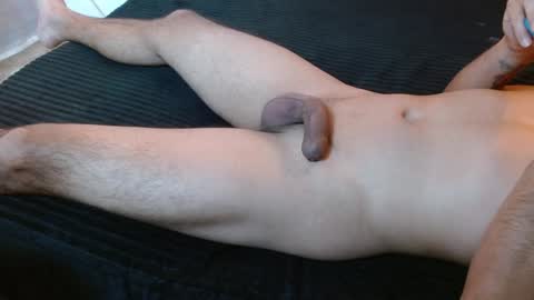 Snapshot of max_ashley_mds chatting on 01/19/25, 04:04 Max Ashley online show from 01/19/25, 04:04