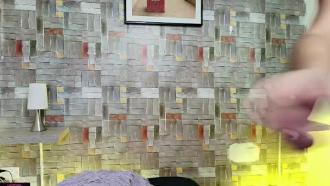 Snapshot of max_ashley_mds chatting on 10/07/25, 03:42 Max Ashley online show from 10/07/25, 03:42