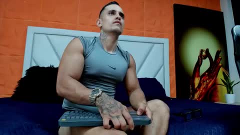 max_carter2 online show from 01/14/26, 06:35