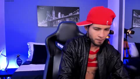 Snapshot of max_conor_ chatting on 09/25/25, 11:25 Max Conor online show from 09/25/25, 11:25