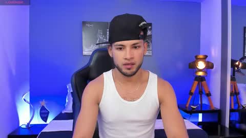 Snapshot of max_conor_ chatting on 10/09/25, 12:03 Max Conor online show from 10/09/25, 12:03