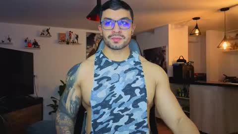 Max online show from 11/19/25, 03:28