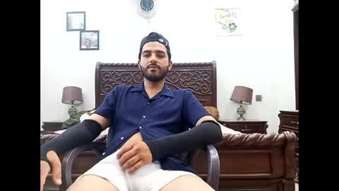 max_crushal online show from 05/28/26, 12:24