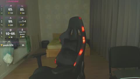 Snapshot of max_gen chatting on 12/17/24, 12:01 Max Gen with tats 24years And Ethan without tats 20 years online show from 12/17/24, 12:01