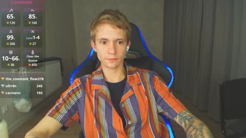 Snapshot of max_gen chatting on 12/17/24, 11:05 Max Gen with tats 24years And Ethan without tats 20 years online show from 12/17/24, 11:05