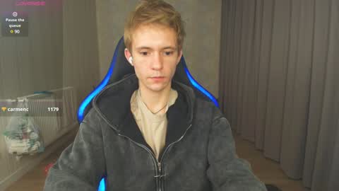 Snapshot of max_gen chatting on 12/21/24, 12:53 Max Gen with tats 24years And Ethan without tats 20 years online show from 12/21/24, 12:53