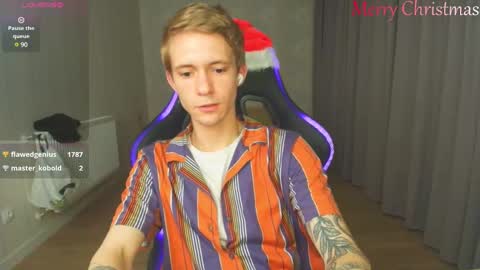 Snapshot of max_gen chatting on 12/26/24, 02:33 Max Gen with tats 24years And Ethan without tats 20 years online show from 12/26/24, 02:33